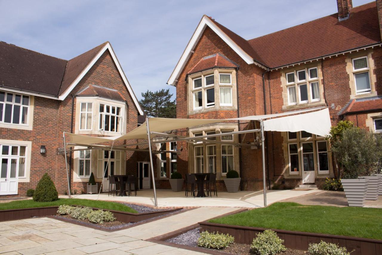 Pontlands Park Hotel Chelmsford Extérieur photo