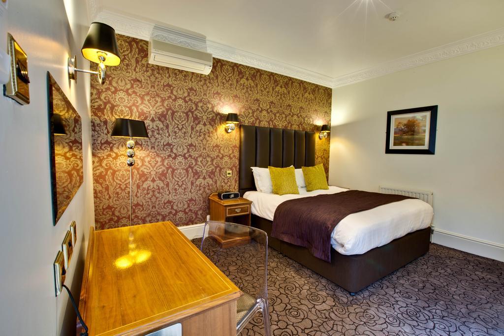 Pontlands Park Hotel Chelmsford Extérieur photo