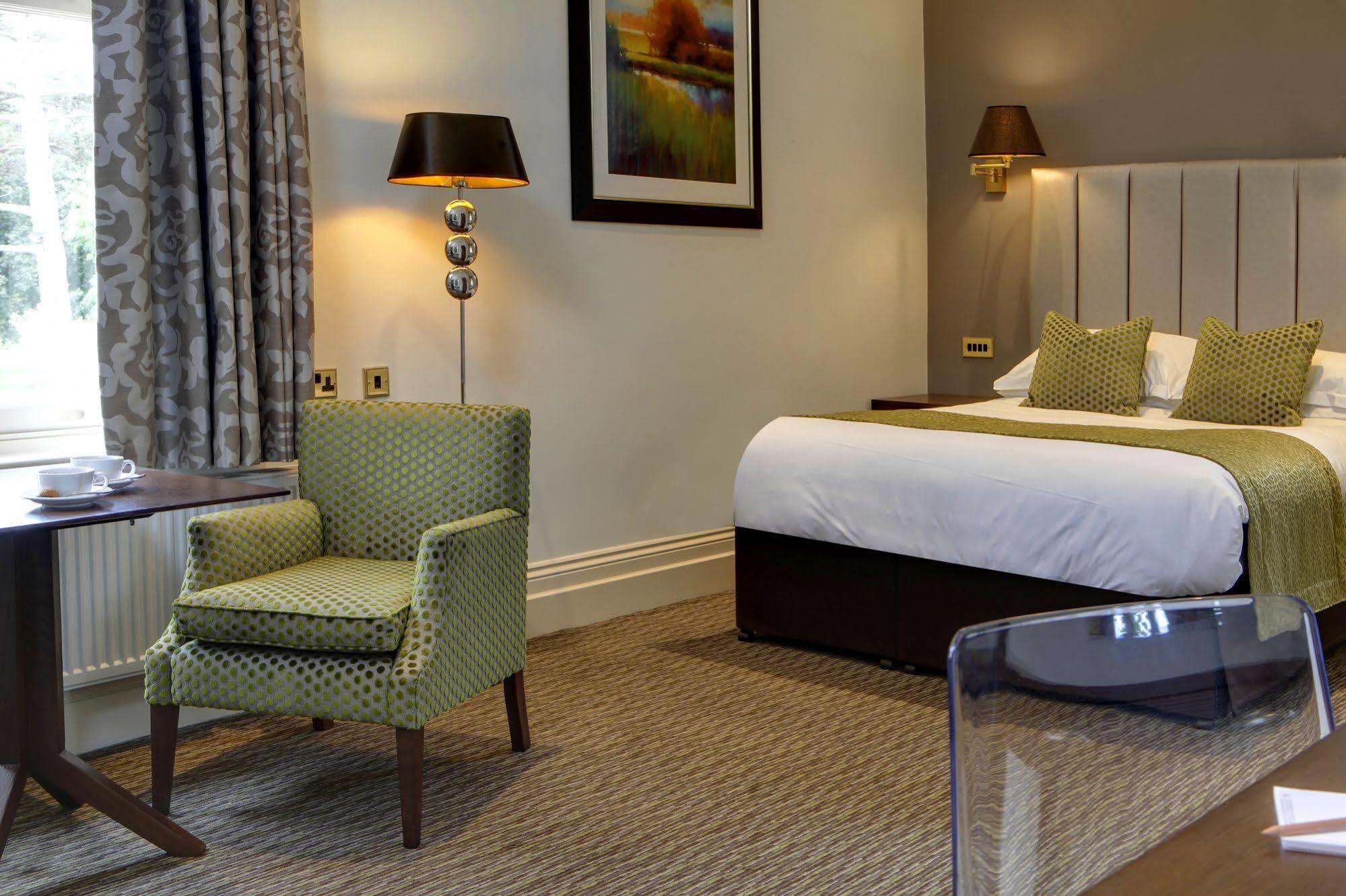 Pontlands Park Hotel Chelmsford Extérieur photo