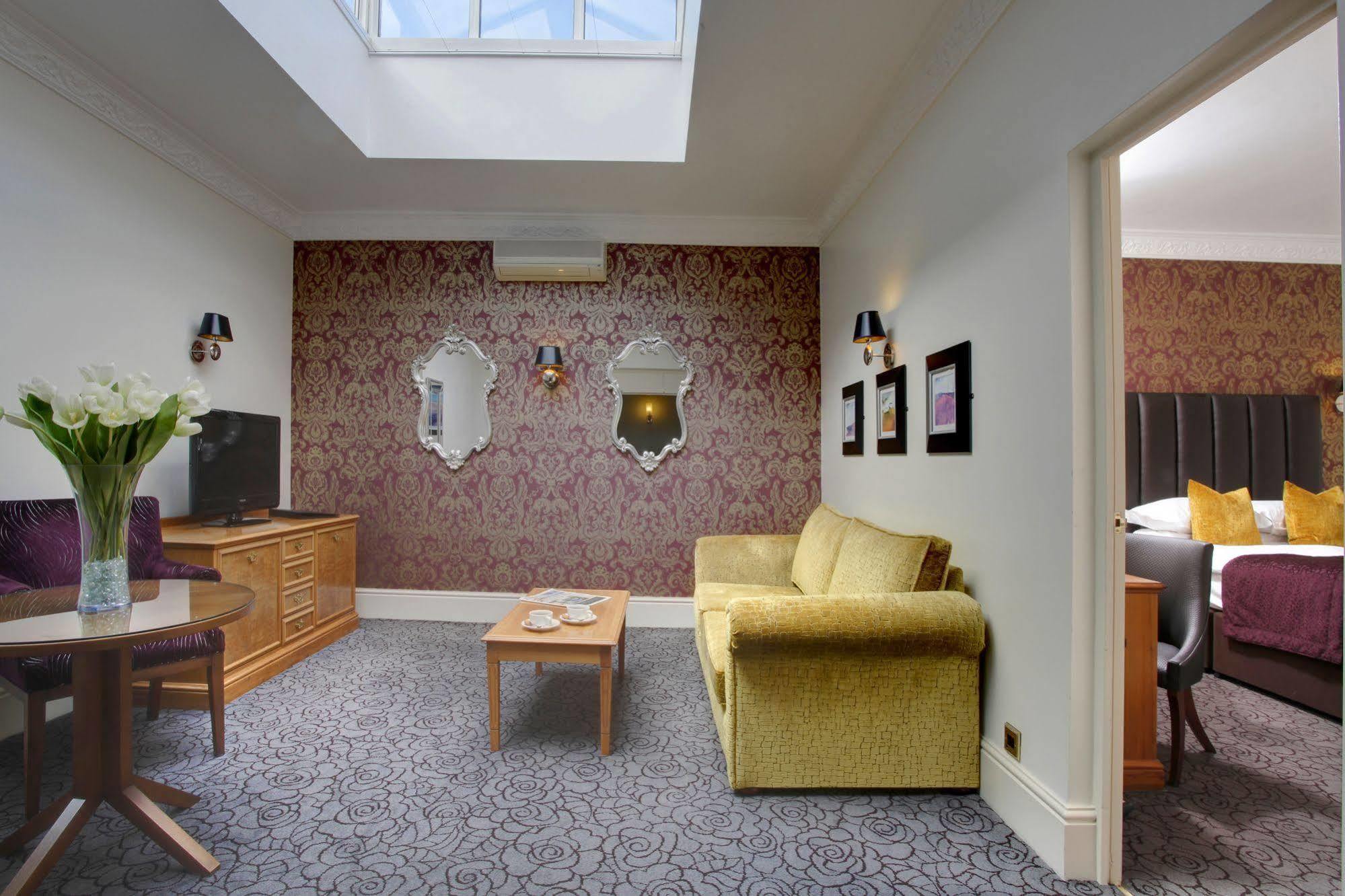 Pontlands Park Hotel Chelmsford Extérieur photo
