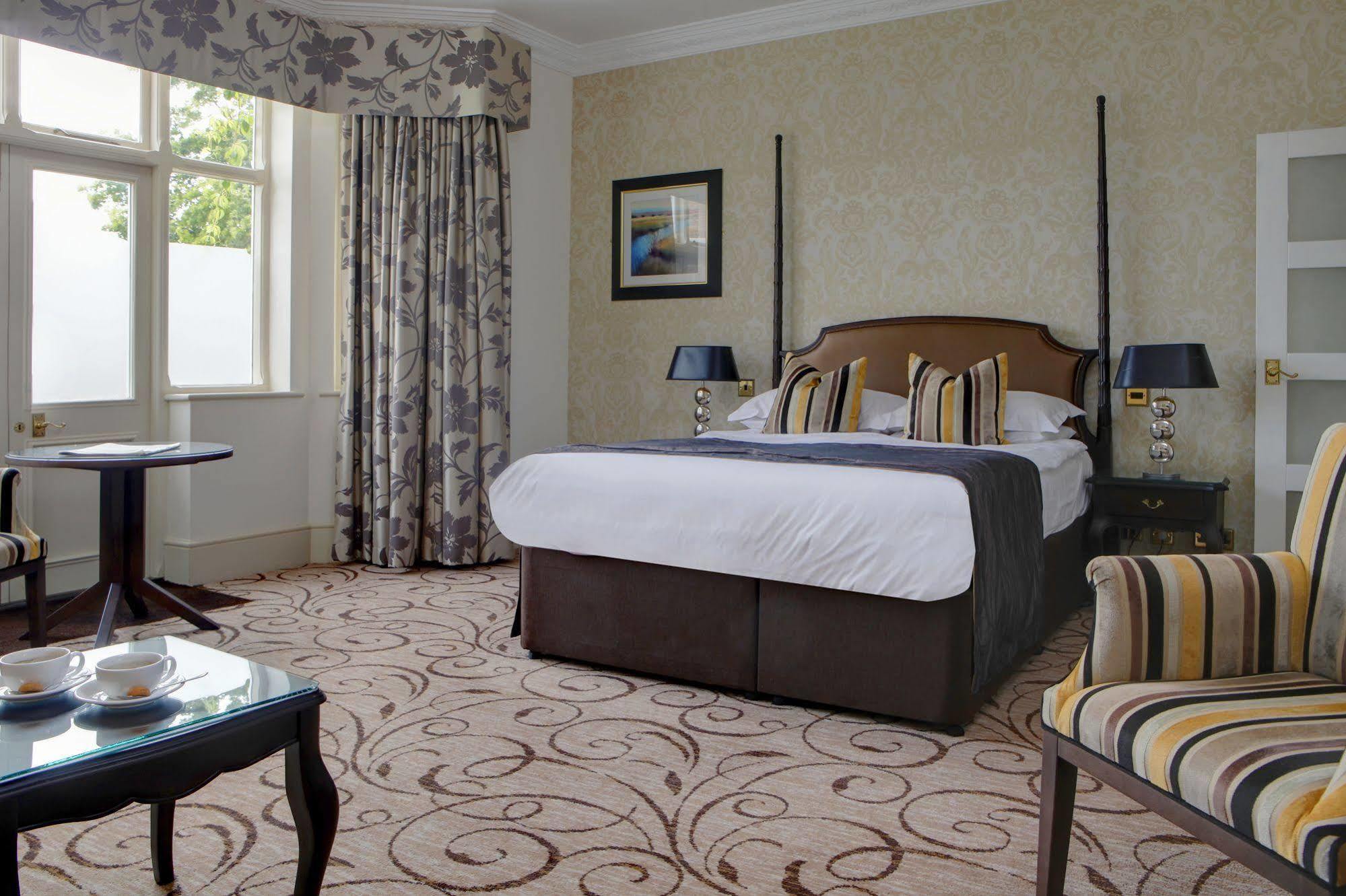 Pontlands Park Hotel Chelmsford Extérieur photo