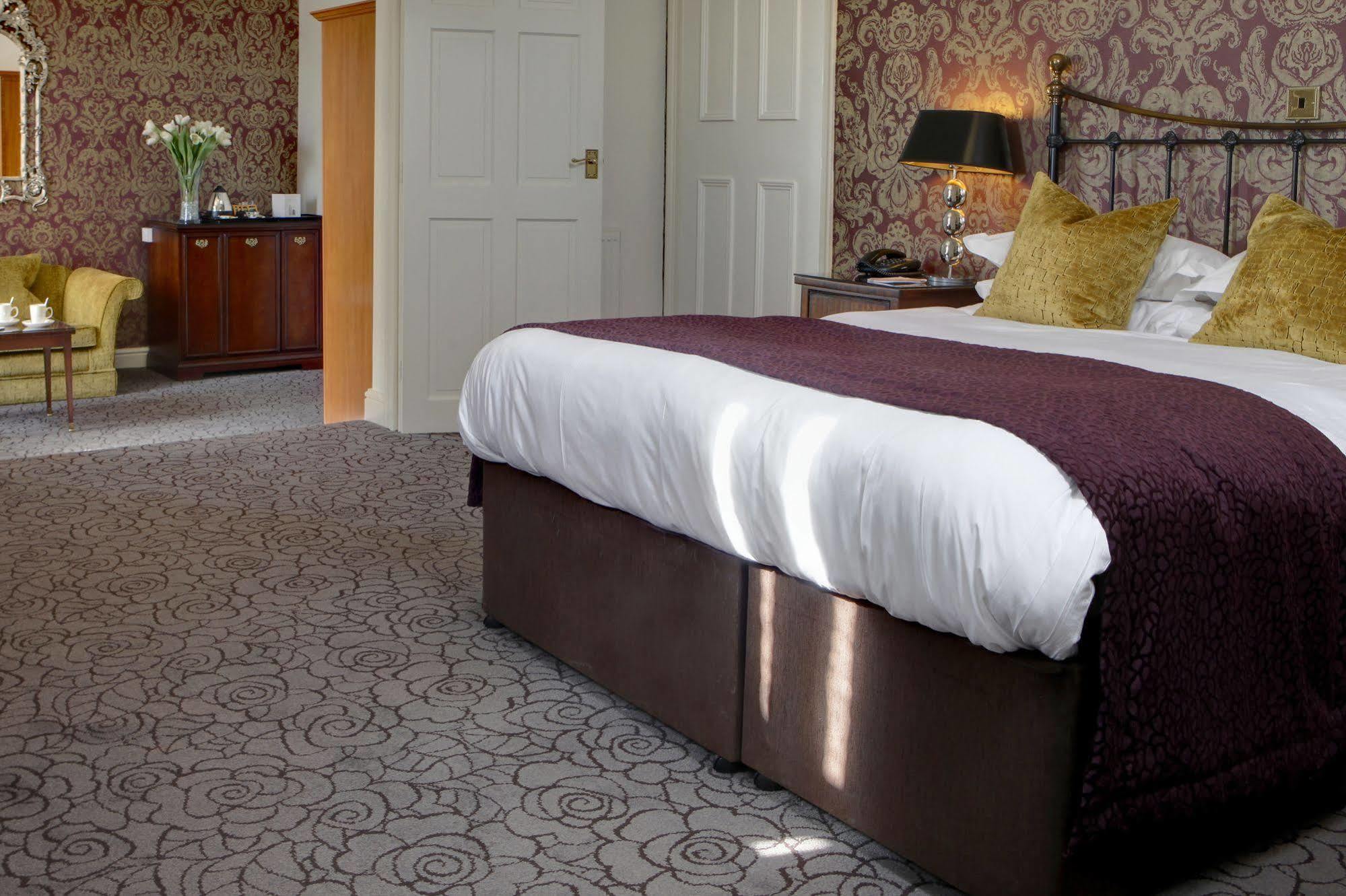 Pontlands Park Hotel Chelmsford Extérieur photo